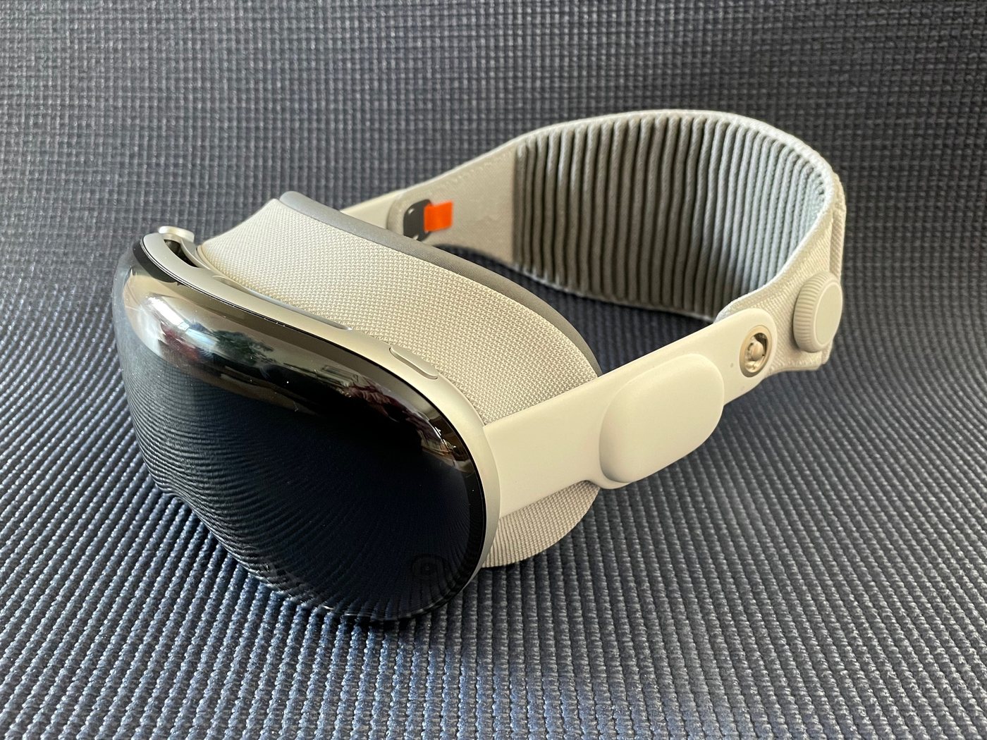 Apple Vision Pro (M2)